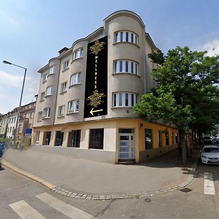 Afrodita Wellness Apartman 布拉格 外观 照片