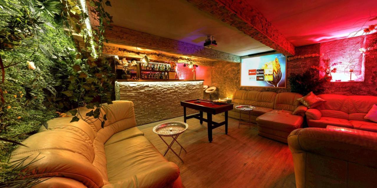 Afrodita Wellness Apartman 布拉格 外观 照片