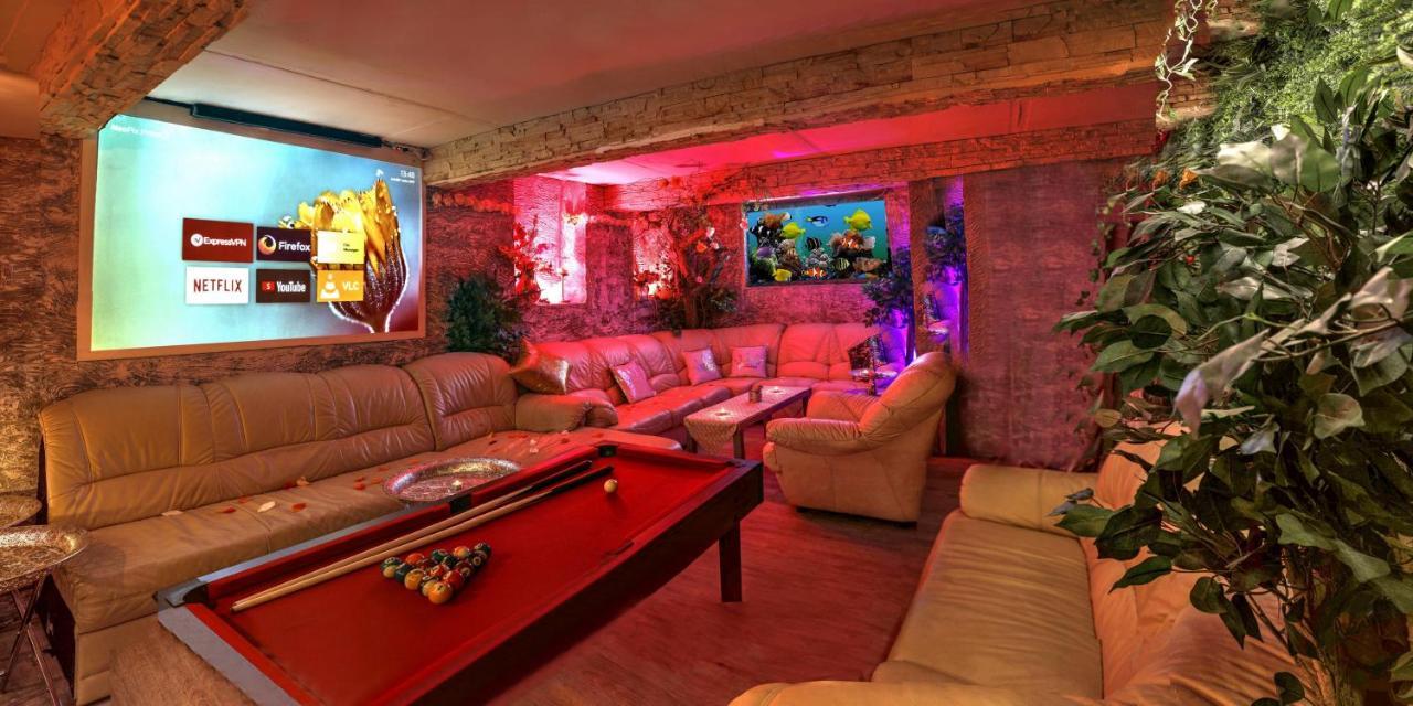 Afrodita Wellness Apartman 布拉格 外观 照片